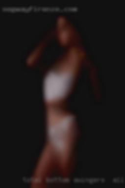 Total bottom very oral swingers in Allentown love rimming.