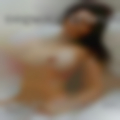 Woman seeks swingers